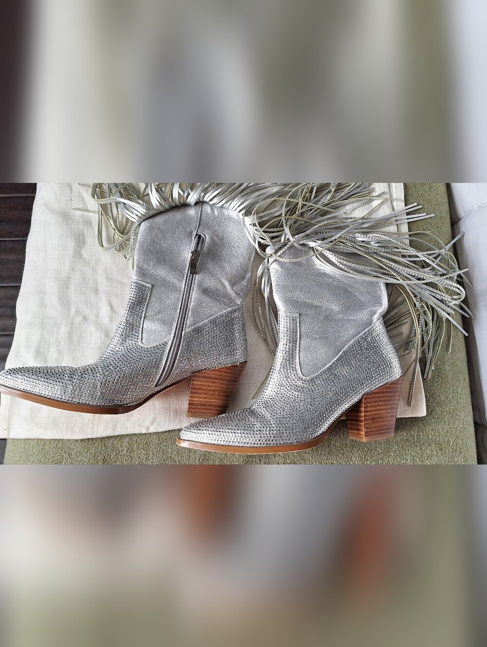 Quepiano Silver Rhinestone Fringe Western Ankle Boots Women’s Size 8.5 - Picture 5 of 7